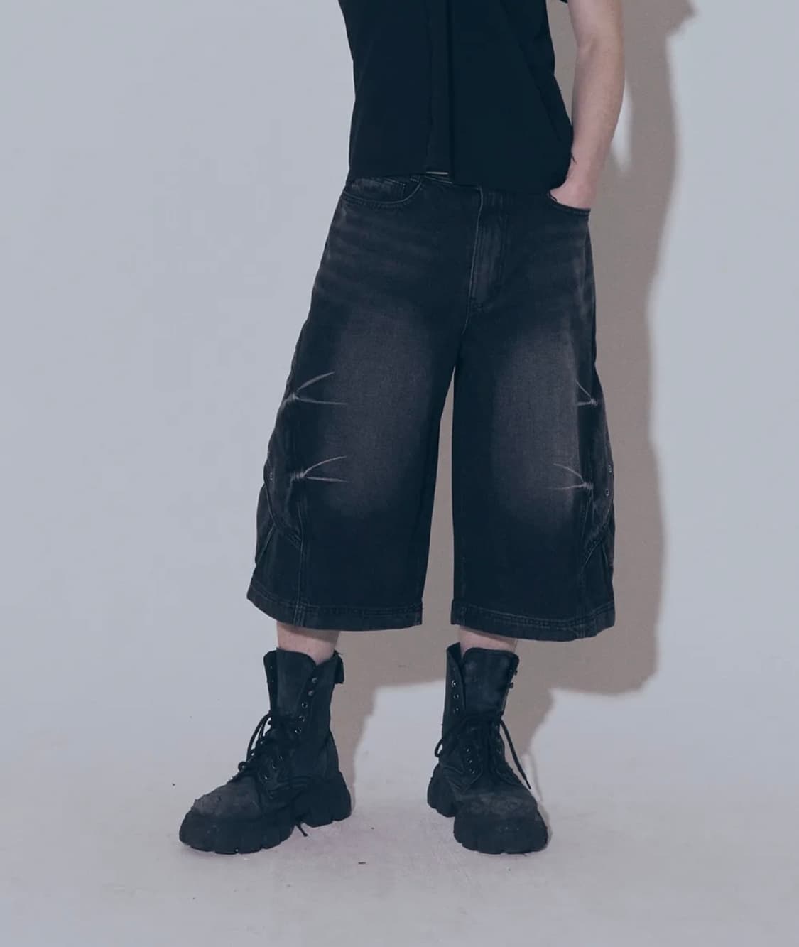 비엘알 Curved Cover Cargo Bermuda Pants 상품이미지1