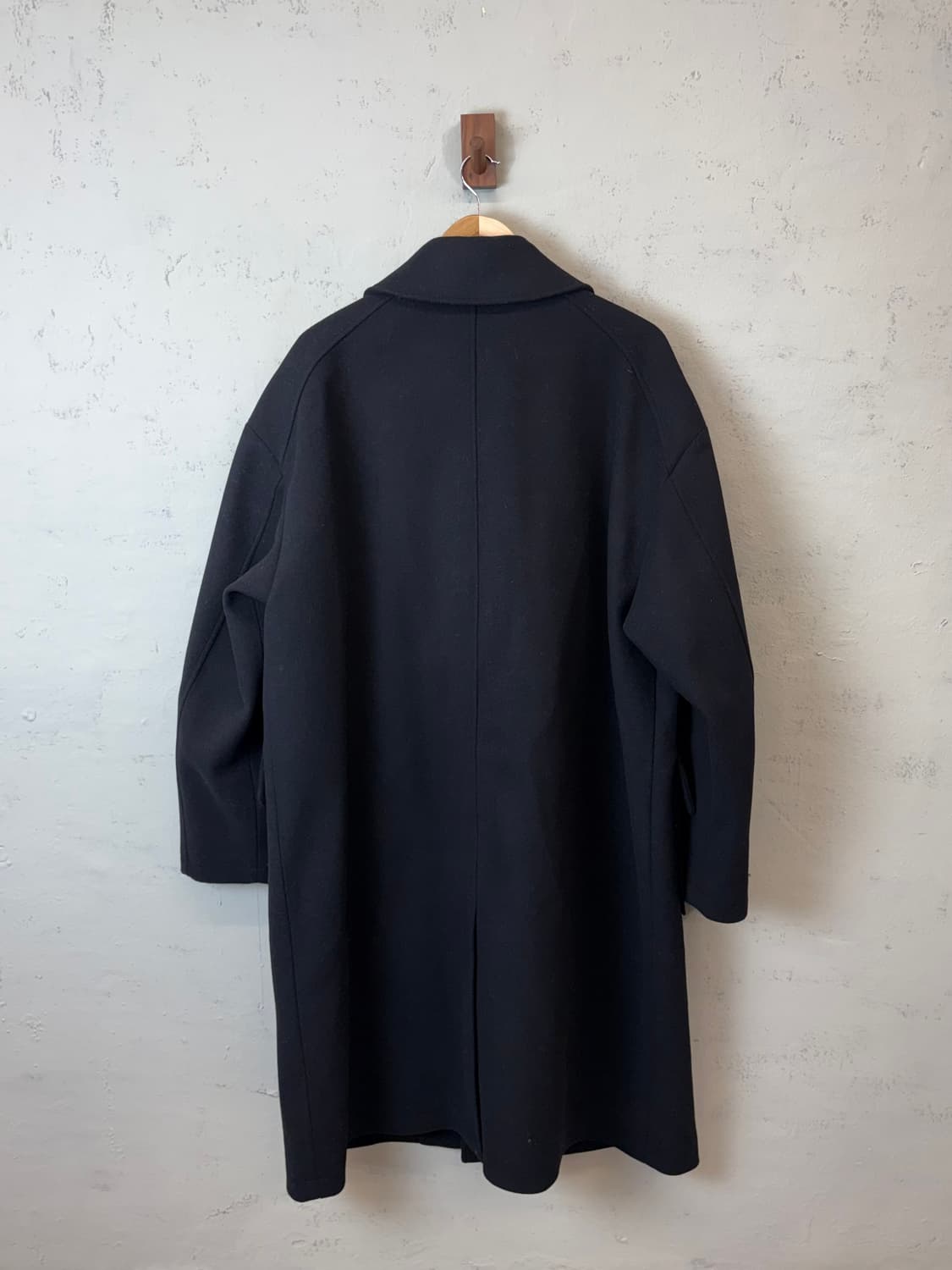 키뮤어 서플러스 울 세미오버 발마칸 코트 블랙 상품이미지3