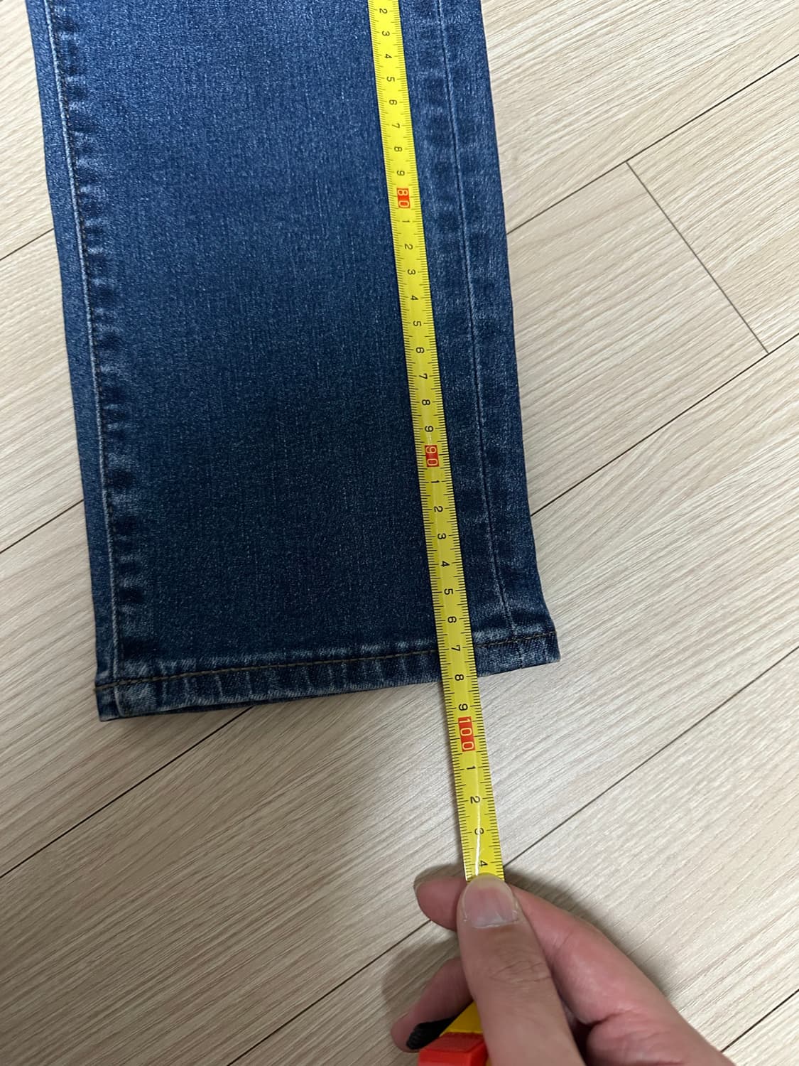 유니클로 데미지 워싱 데님 86사이즈 판매 상품이미지5