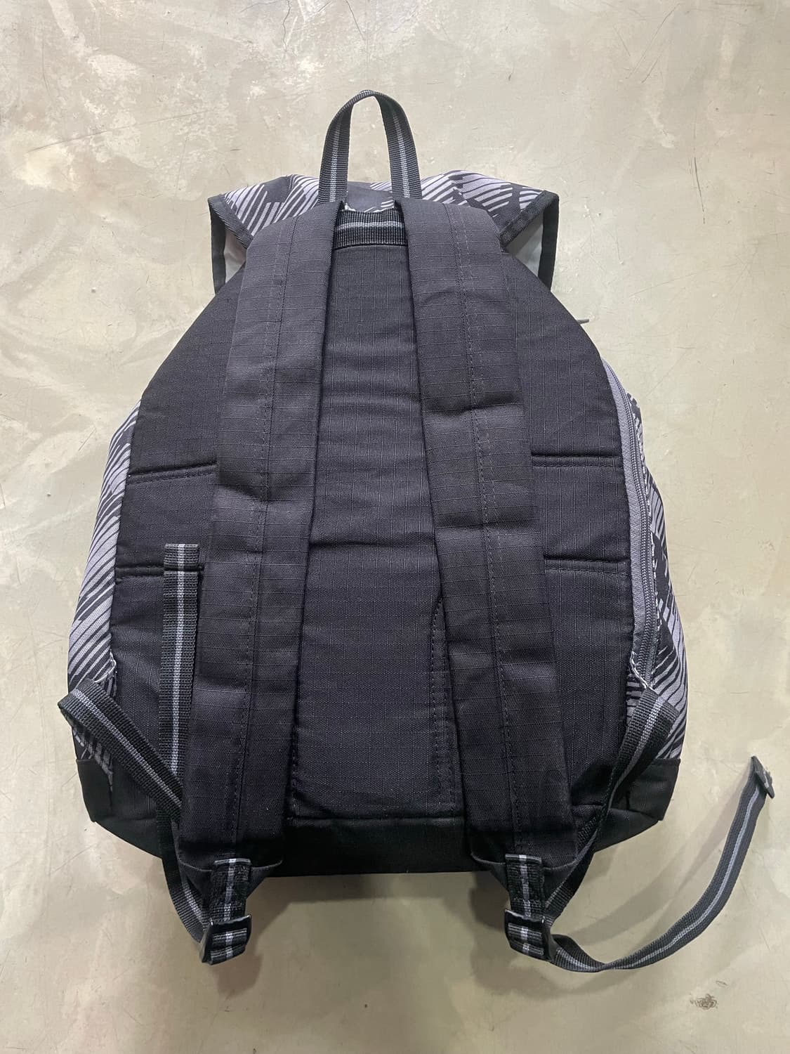 일본판 아디다스 럭색 백팩 상품이미지4