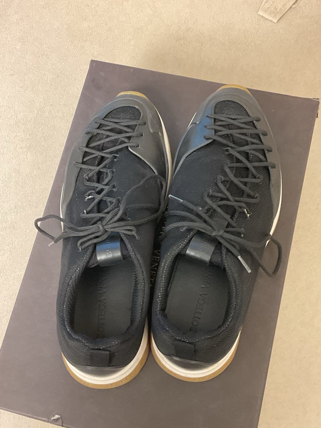 Bottega veneta sneakers 상품이미지4