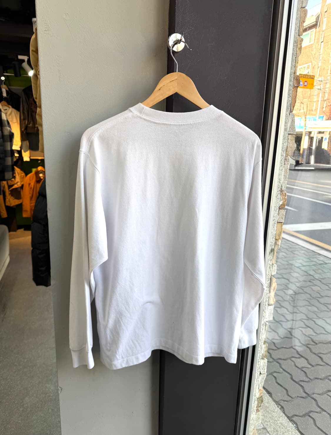 1/ 단톤 23SS 미니로고 슬리브 긴팔 상품이미지6