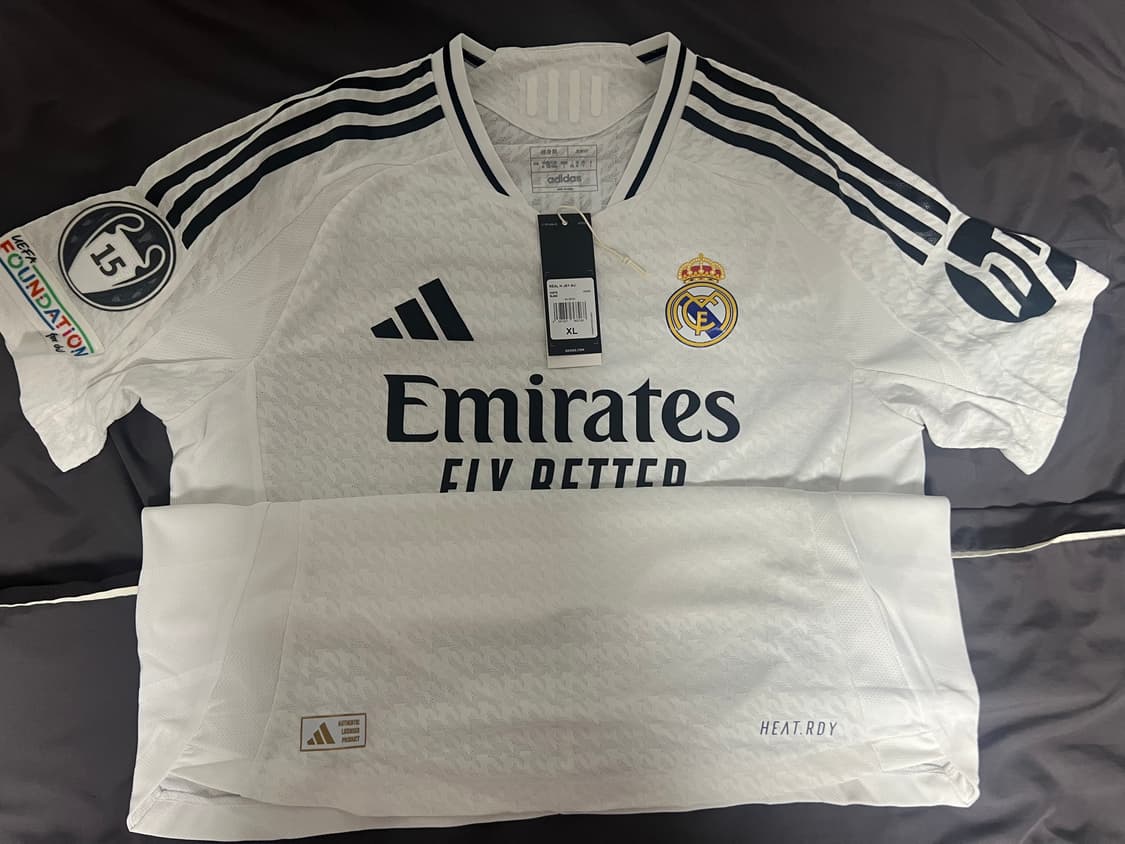 [새상품, 정품] 24/25 레알마드리드 홈 어센틱 벨링엄 XL 상품이미지1