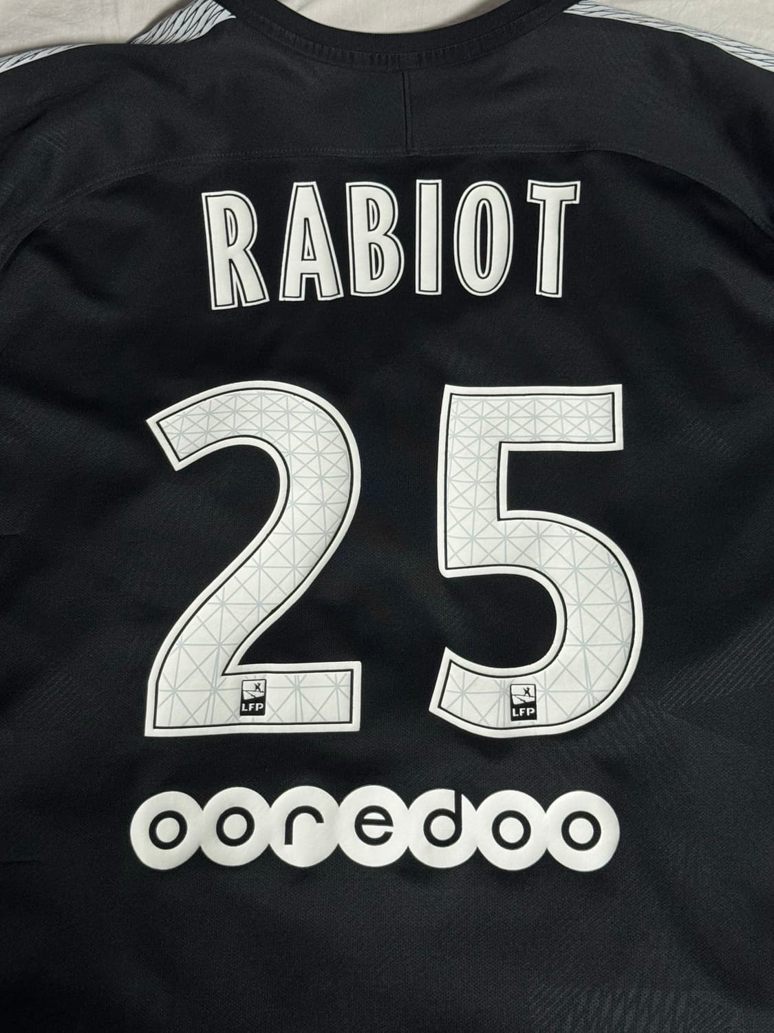 17-18 파리생제르망 써드 유니폼 상품이미지5