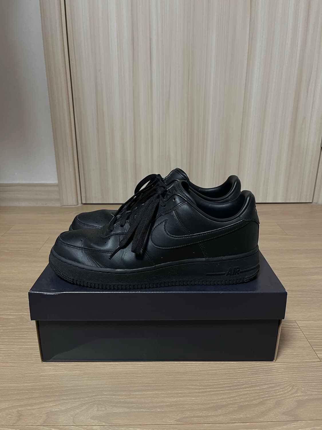 나이키 에어포스1 fresh 블랙 상품이미지1