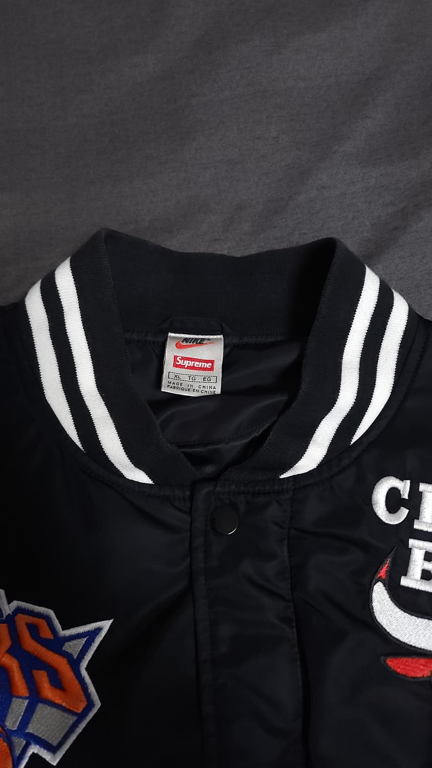 [XL] 슈프림 나이키 18SS NBA 팀 웜업 바시티 자켓 블랙 상품이미지3