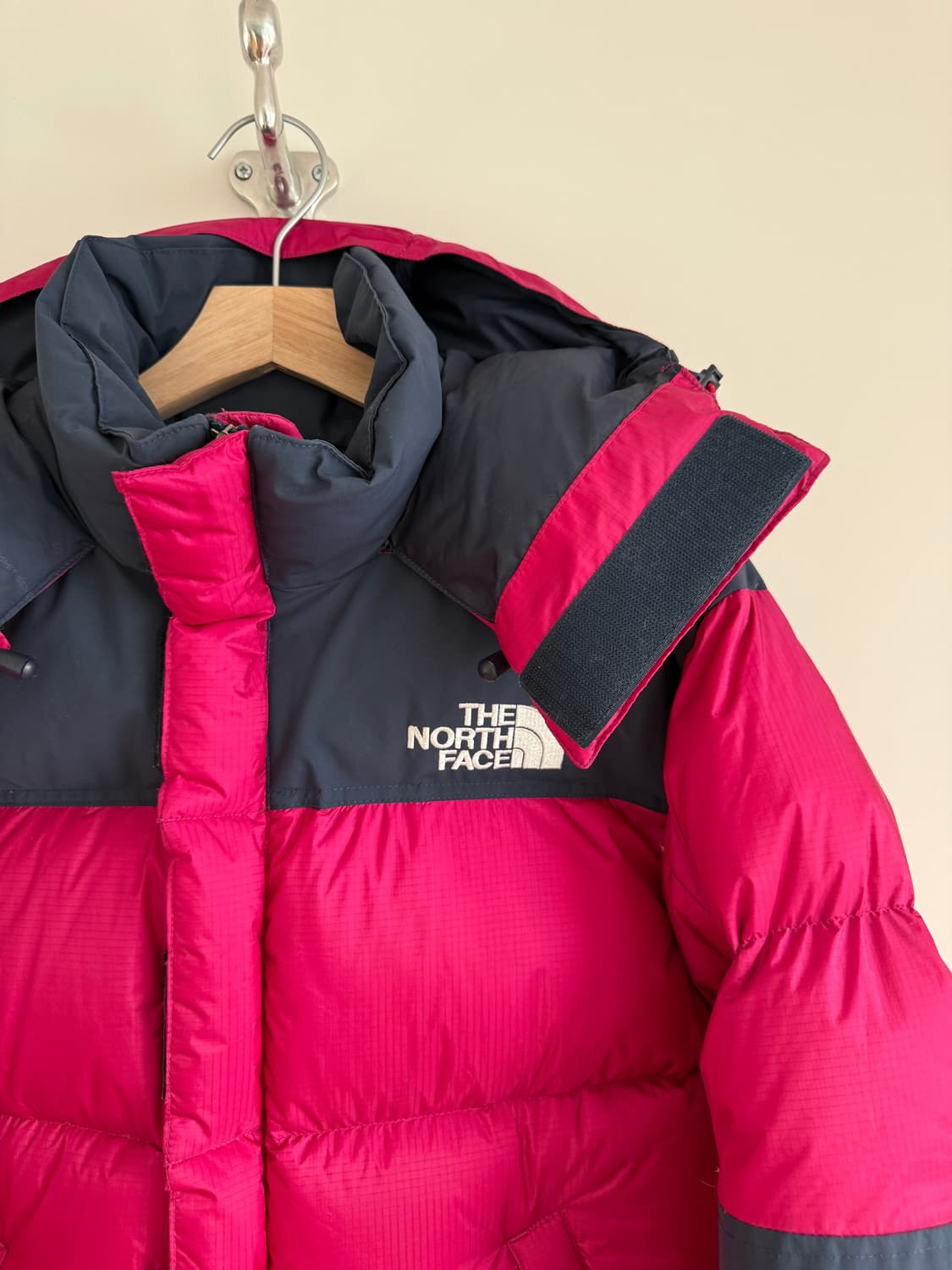 노스페이스(THE NORTH FACE) 윈드스토퍼 700 구스다운 패딩 상품이미지3