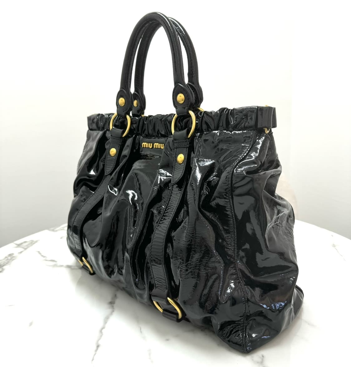 [중고명품셀렉트] 미우미우 페이던트 고프레 라지 토트백 상품이미지2