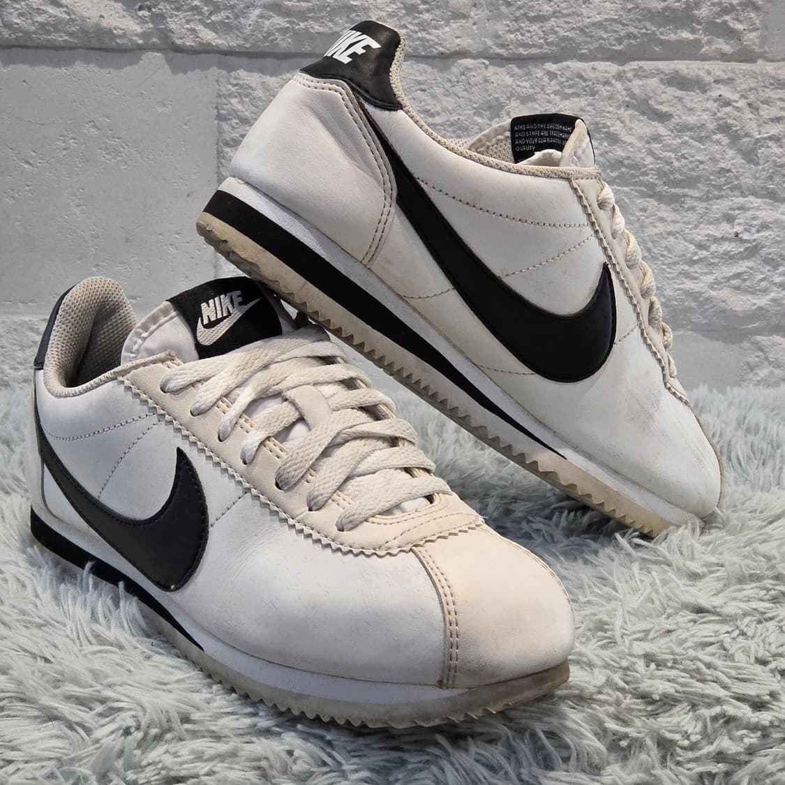 7w-30:나이키 코르테즈 레더 화이트블랙 Nike Cortez 24cm 상품이미지4