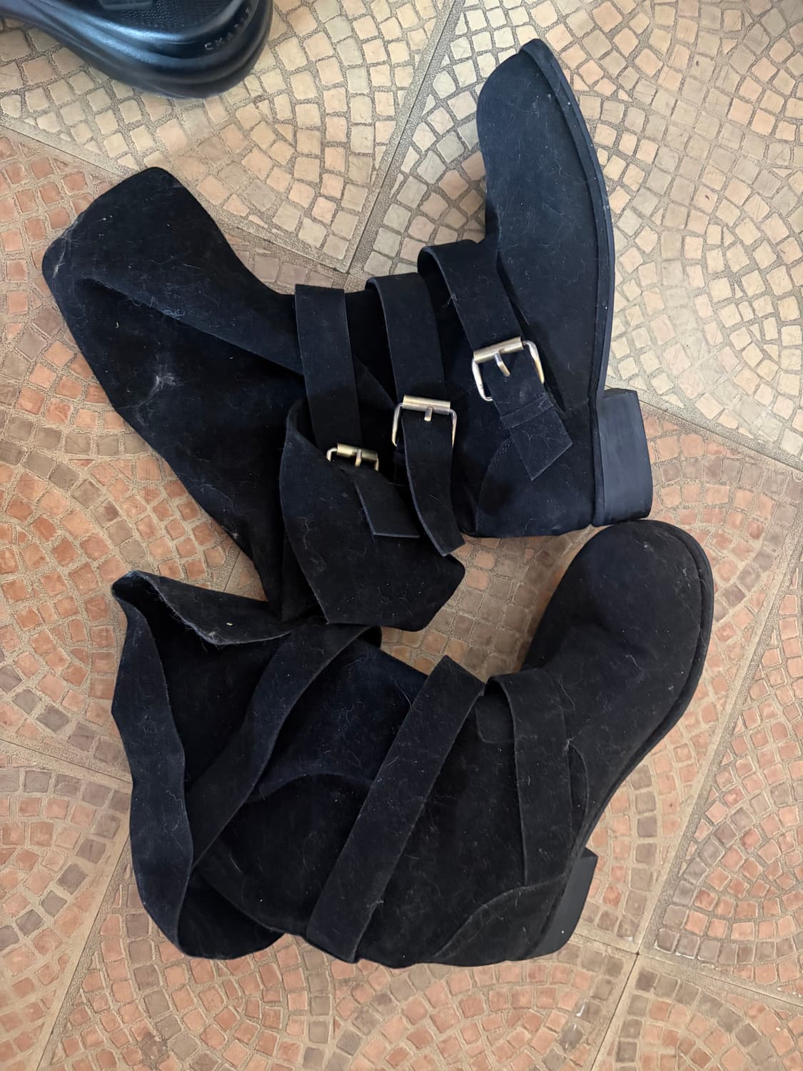 스웨이드 버클 롱부츠 상품이미지1