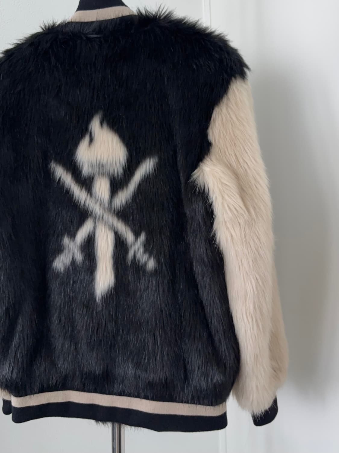 오프닝세레모니 바시티 퍼자켓 상품이미지9