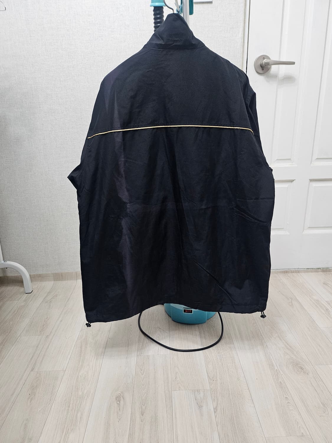 (105~110)XL 아디다스 에센셜 [골드금장] 트랙탑 우븐 바람막이 상품이미지6