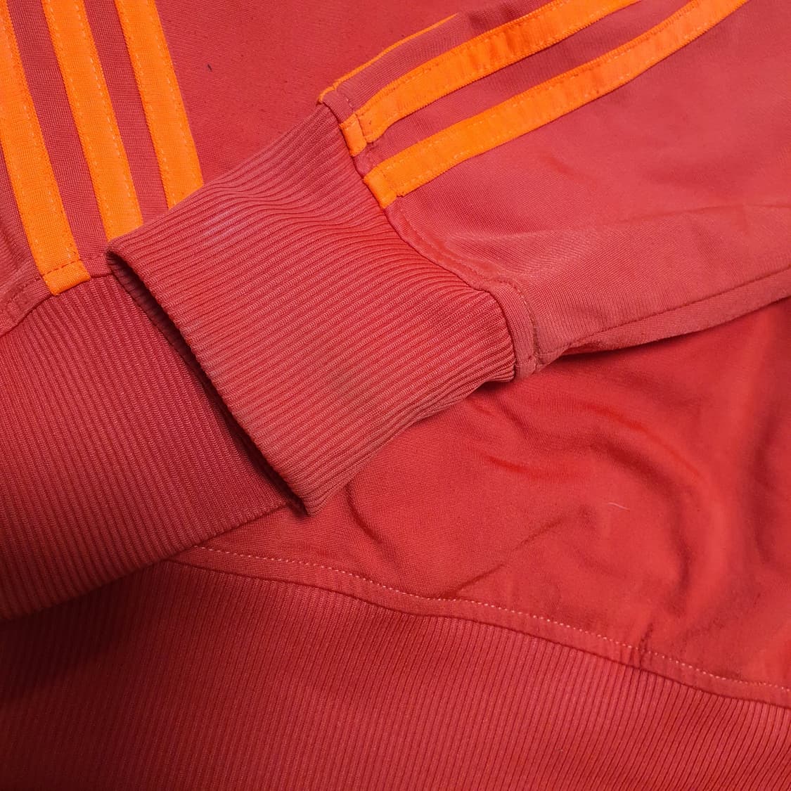 ✨ (바배) 아디다스 구파이어버드 레드 트랙탑 져지  상품이미지6