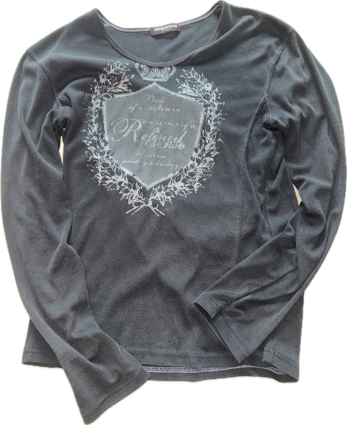 “HIDEAWAYS” Long sleeved T-shirt 상품이미지1