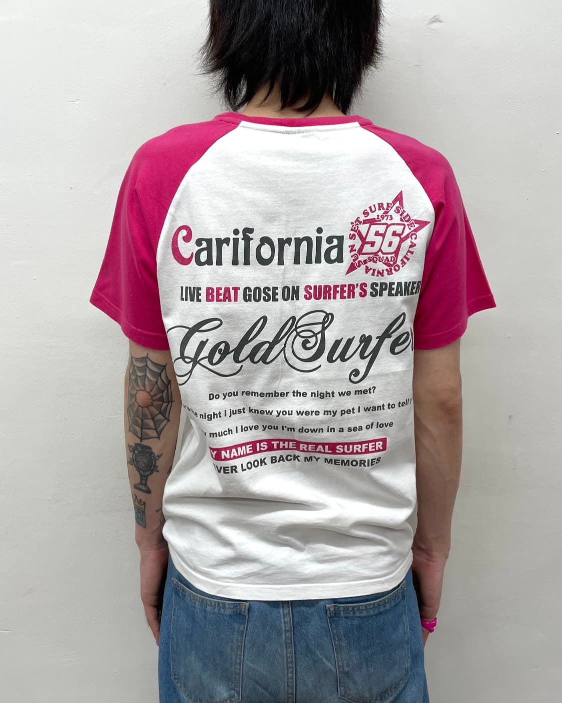 Glossy Pink Lettering T-Shirt  상품이미지5