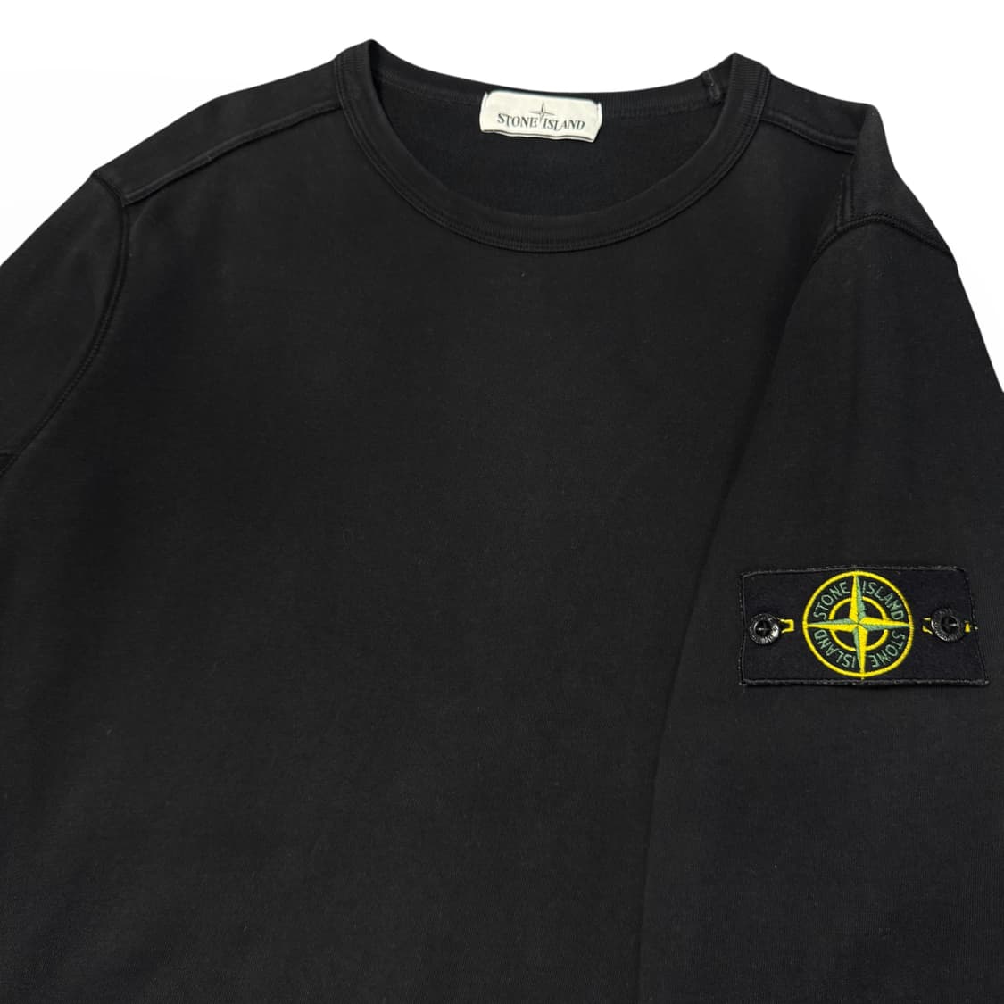 (M) 스톤아일랜드 와펜 스웻셔츠 블랙 상품이미지2