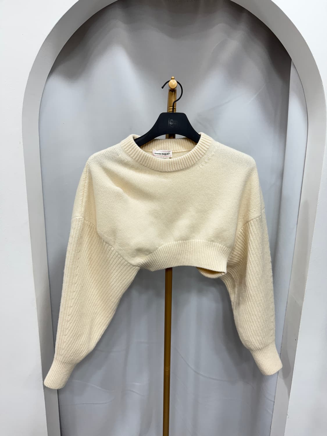 백화점판 알렉산더맥퀸 크롭 니트 M  상품이미지1
