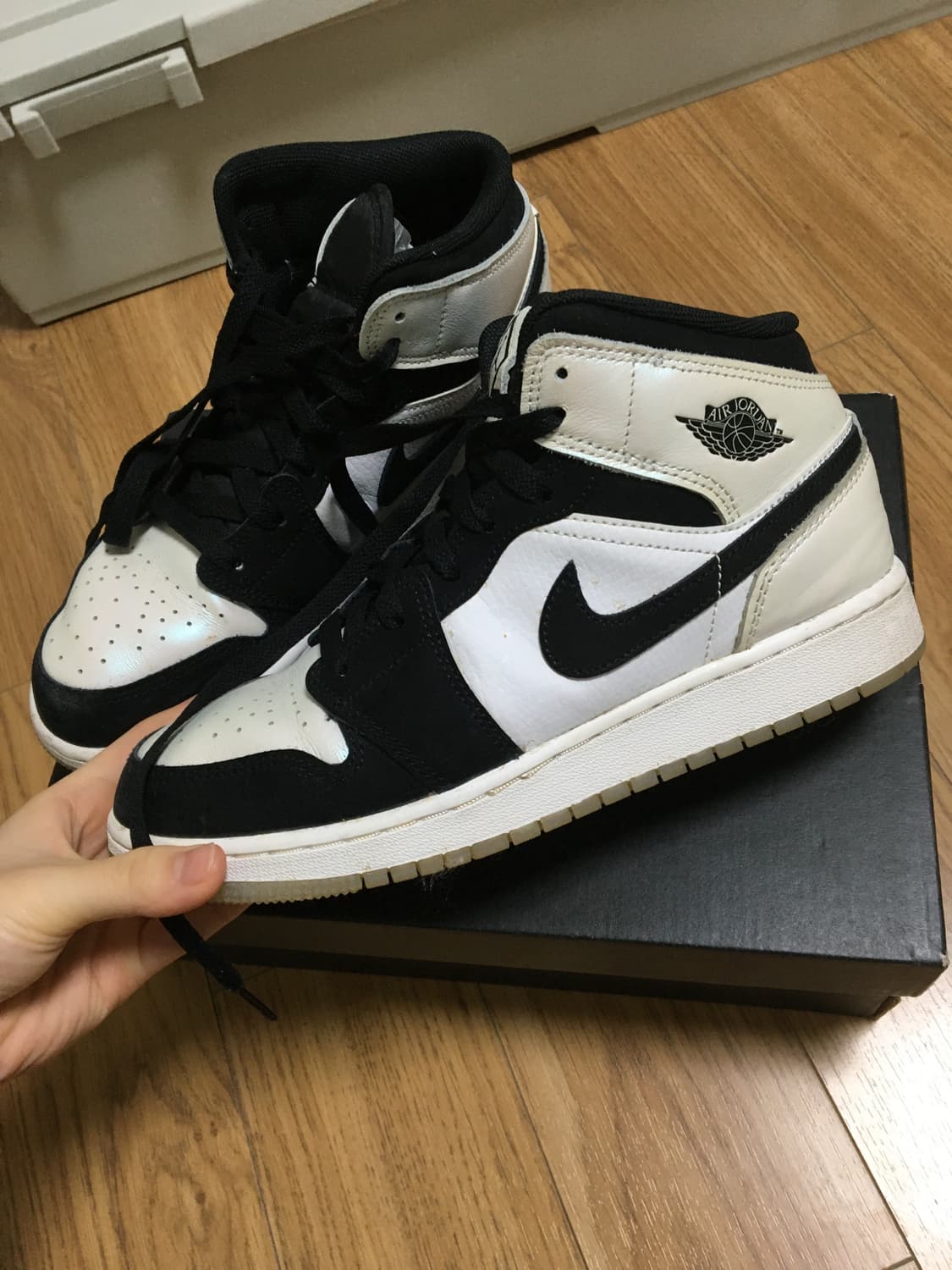 조던 1 Mid SE Diamond 245 상품이미지6