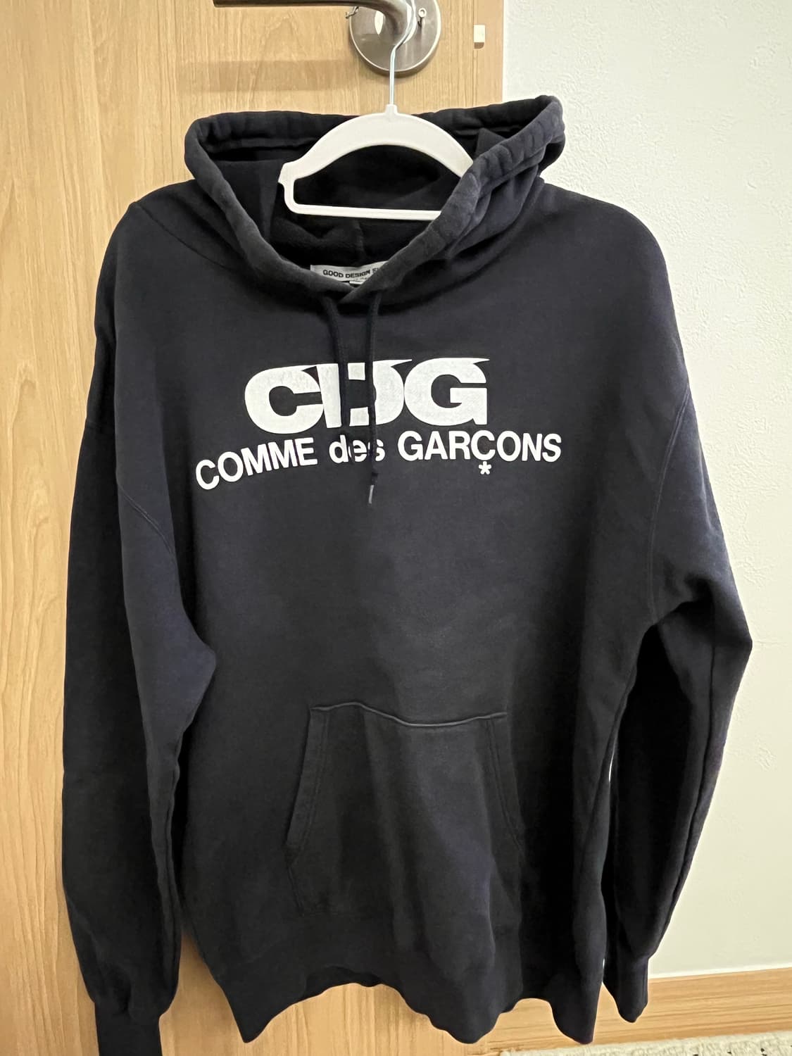 CDG 후드티 상품이미지1