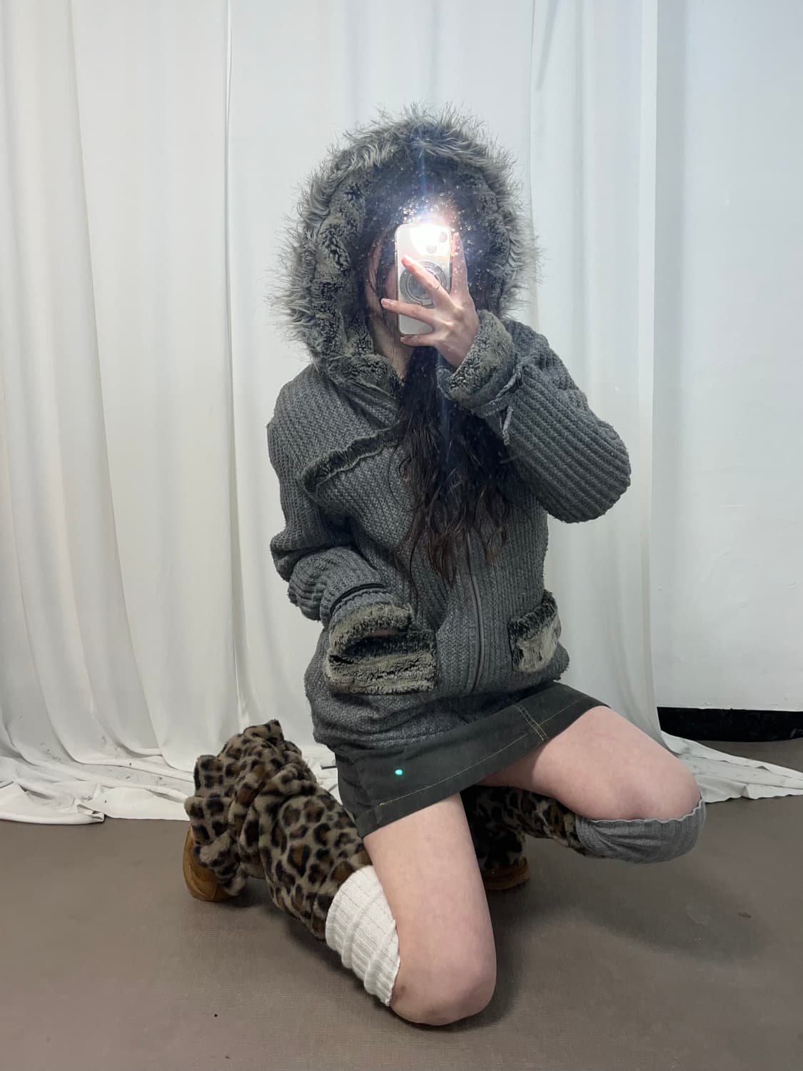 울프죠 니트 후드집업 상품이미지1