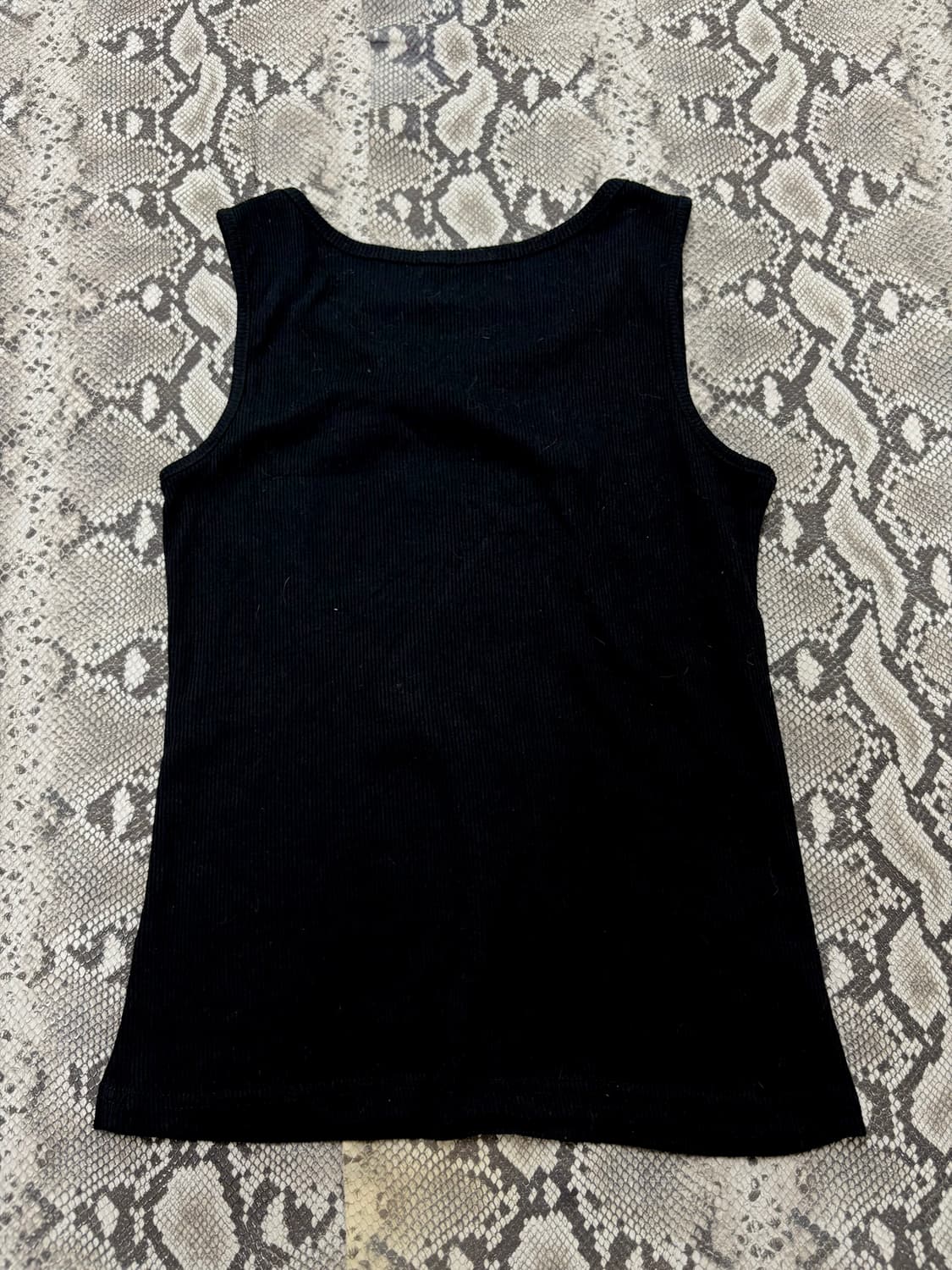 “Vintage” pearl Detail Black Sleeveless 상품이미지3