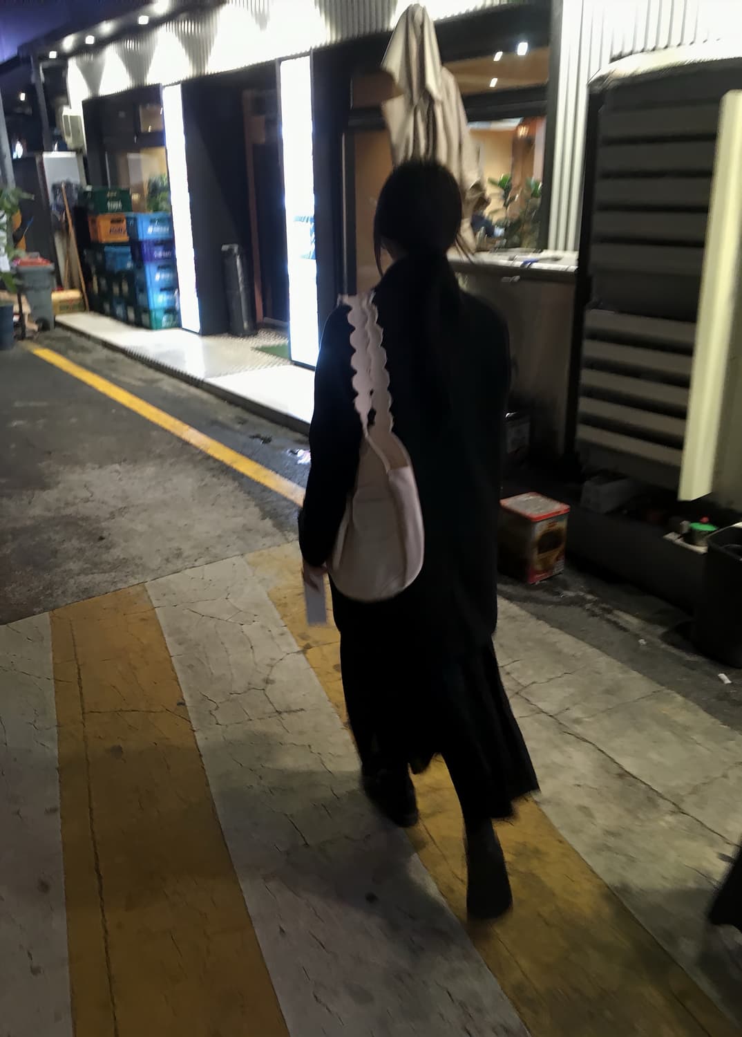 밤볼레 포쉬백 아이보리 상품이미지1