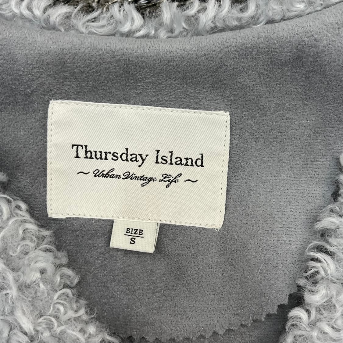 써스데이아일랜드 V넥 퍼 여성 플리스 자켓 85(S) 상품이미지3