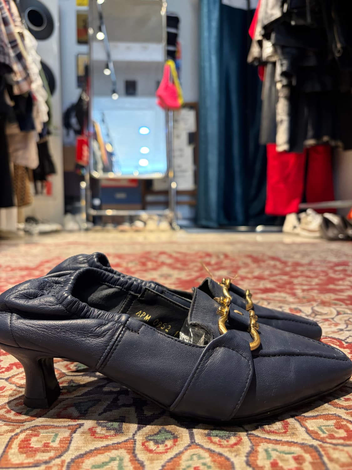 안디아타 가죽 펌프스 상품이미지1