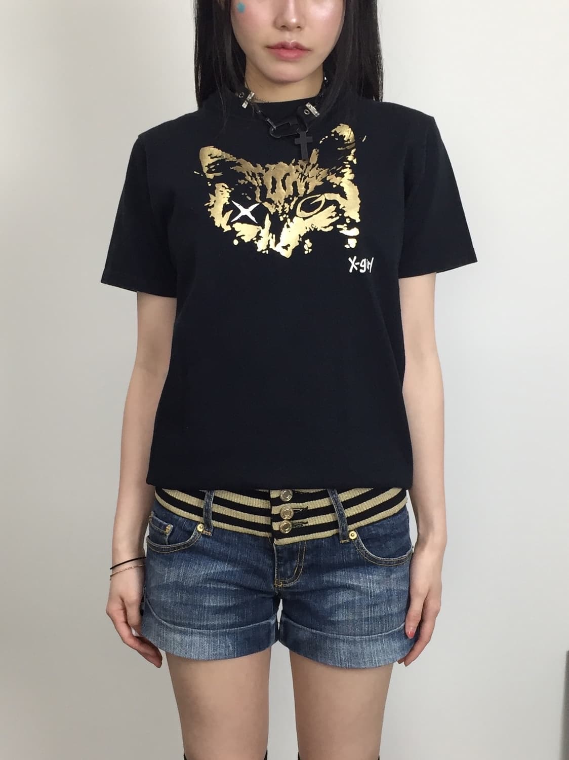 'X-girl' Gold Cat Graphic Black T-shirt 상품이미지2