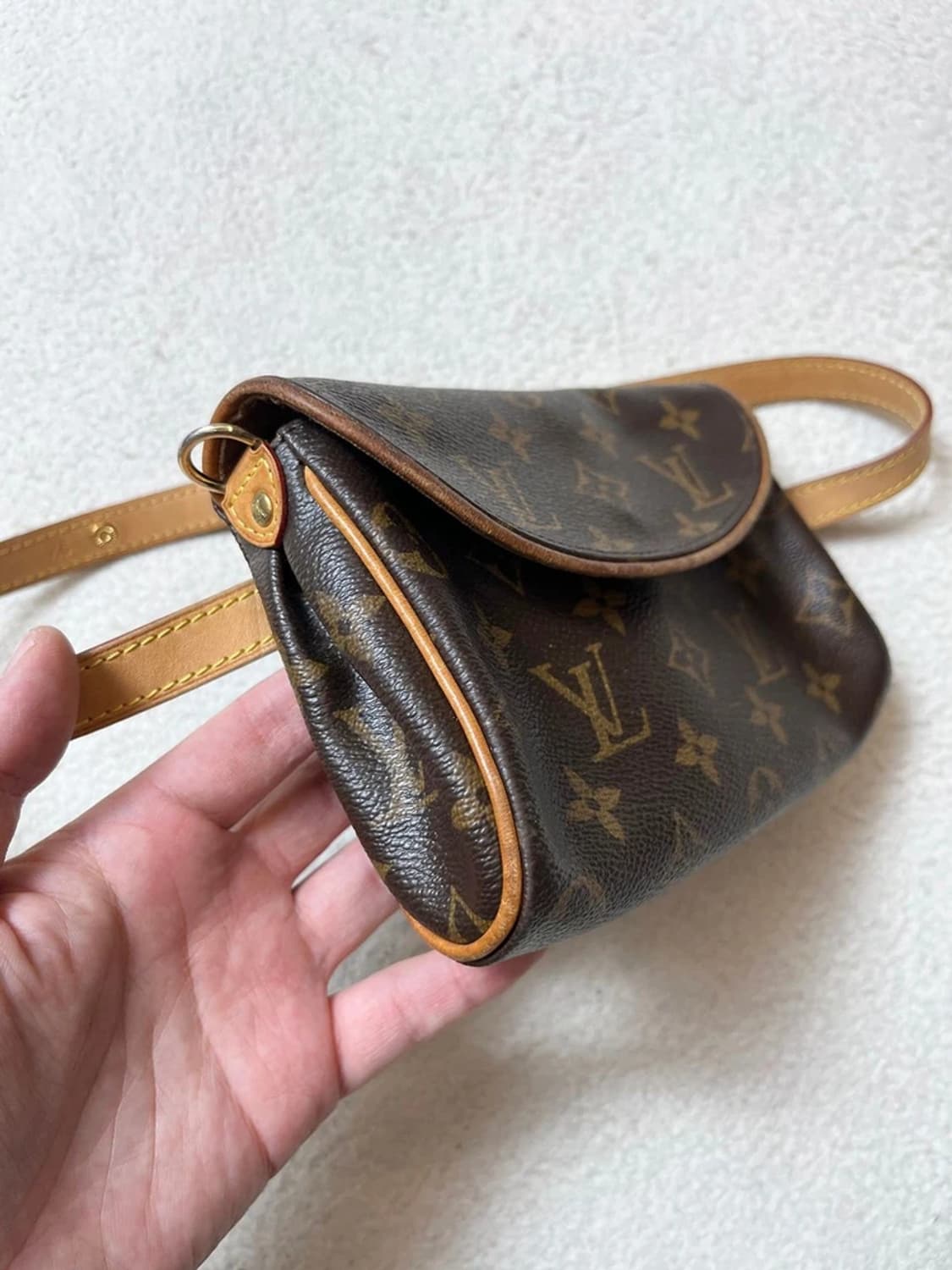 루이비통 우먼스 플로렌틴 힙색 Q1238 상품이미지3