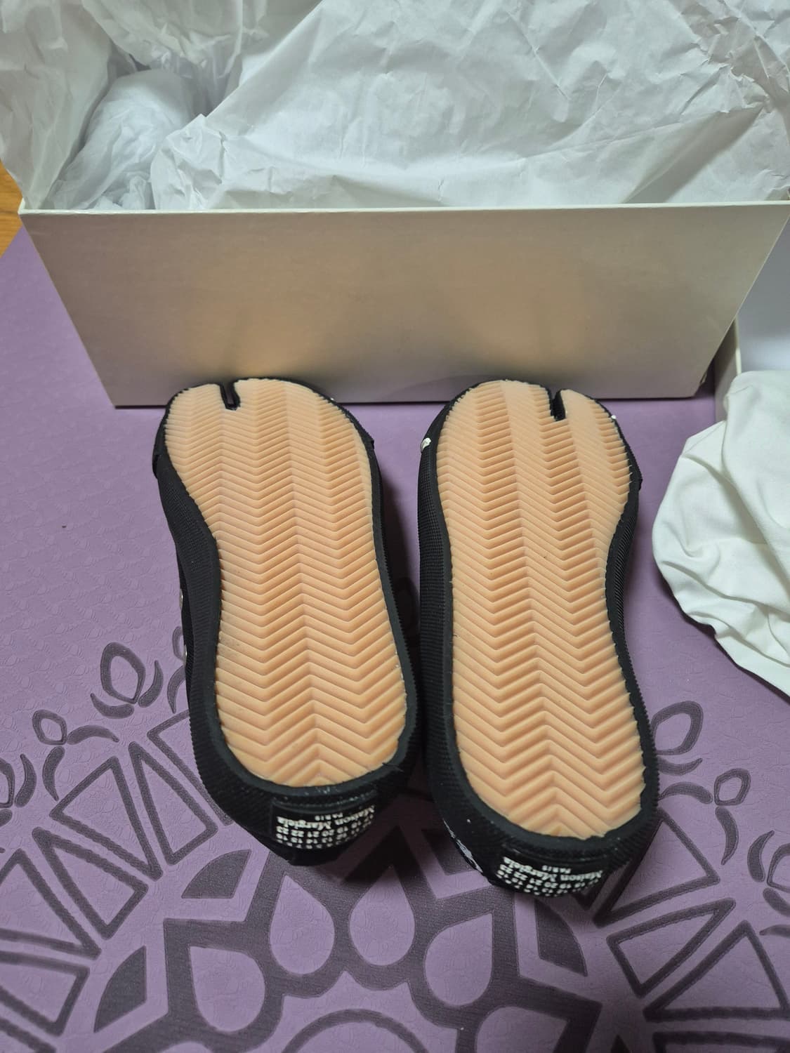 (새상품) 메종 마르지엘라 타비 로우 블랙 220-225 (35) 상품이미지8