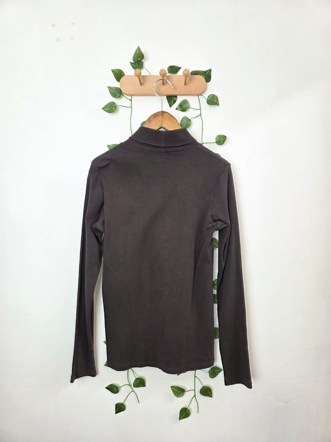 딥브라운 목폴라 슬리브 상품이미지4