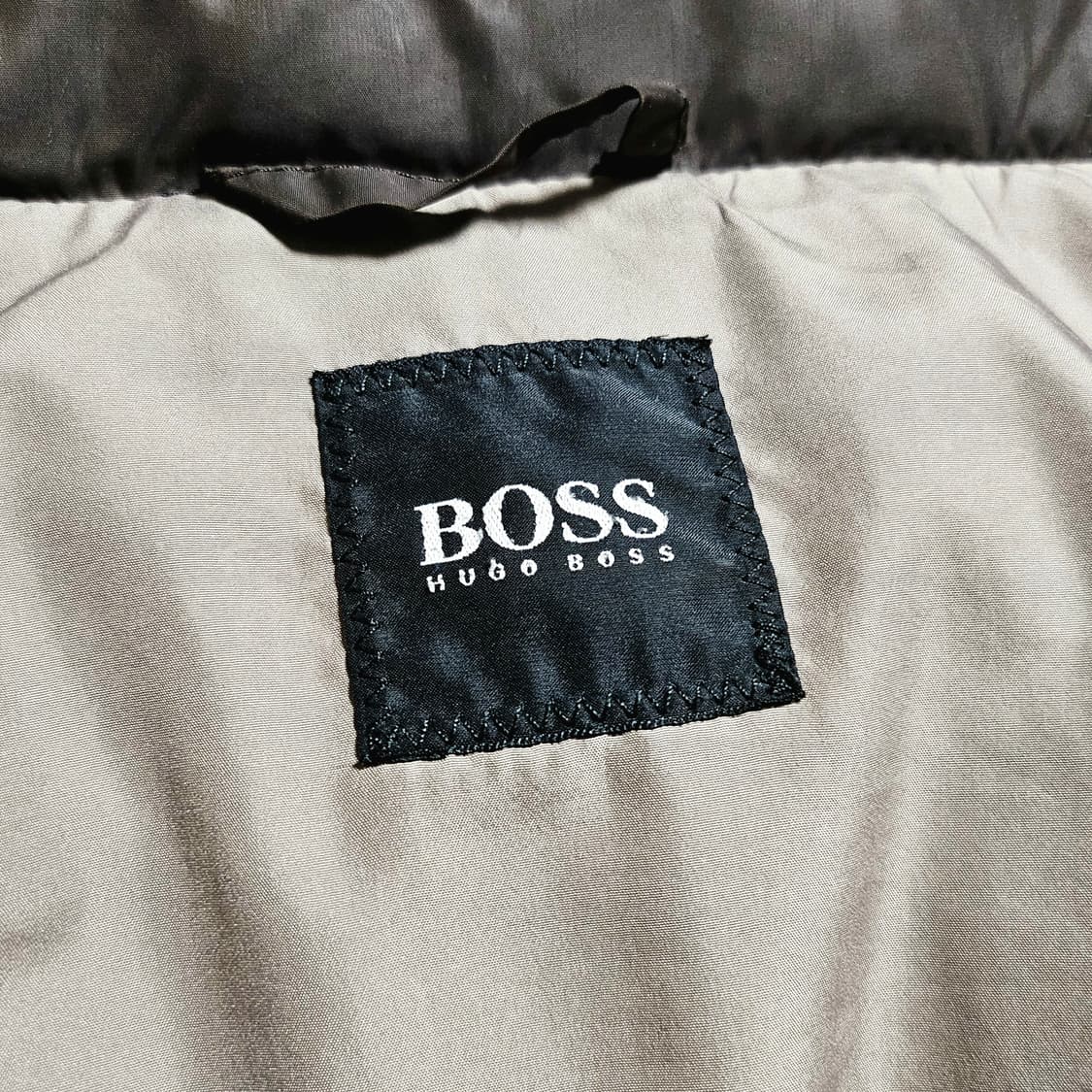 [50(XL)][휴고보스] 올드 리얼다운 COBO-N 숏 푸퍼 다크브라운 상품이미지7