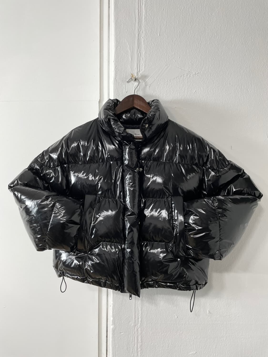 빈티지 유광 크롭 패딩 상품이미지1