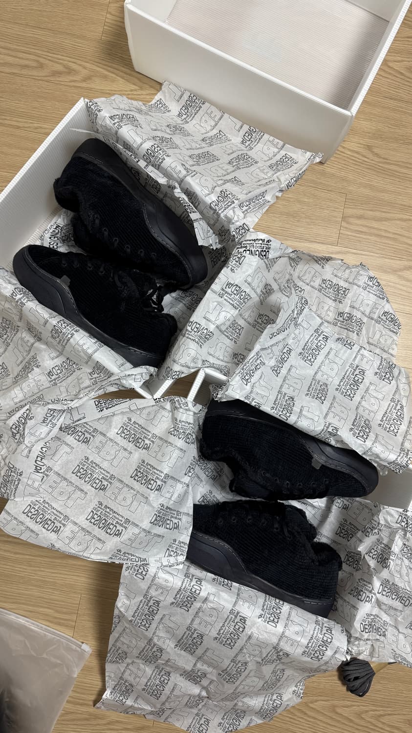 (250,260) erl vamp 뱀프 코듀로이 블랙 250,260사이즈 상품이미지1