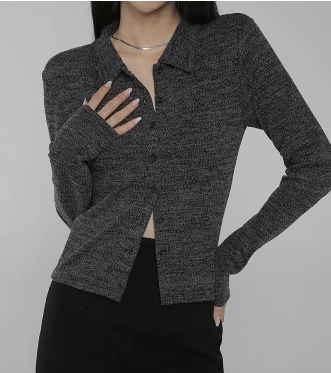 블랙업 닉시 버튼 카라티 블랙 상품이미지1