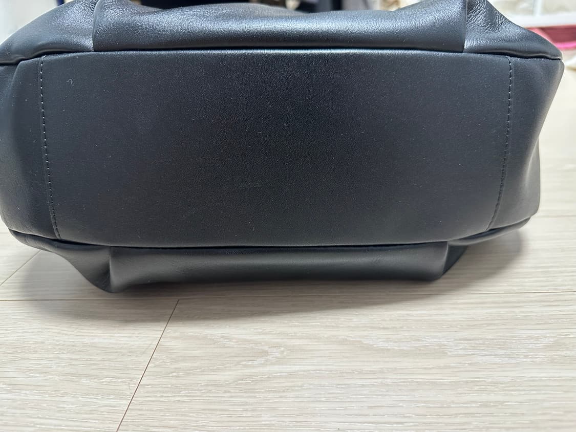 투티에 카노백 블랙 상품이미지5