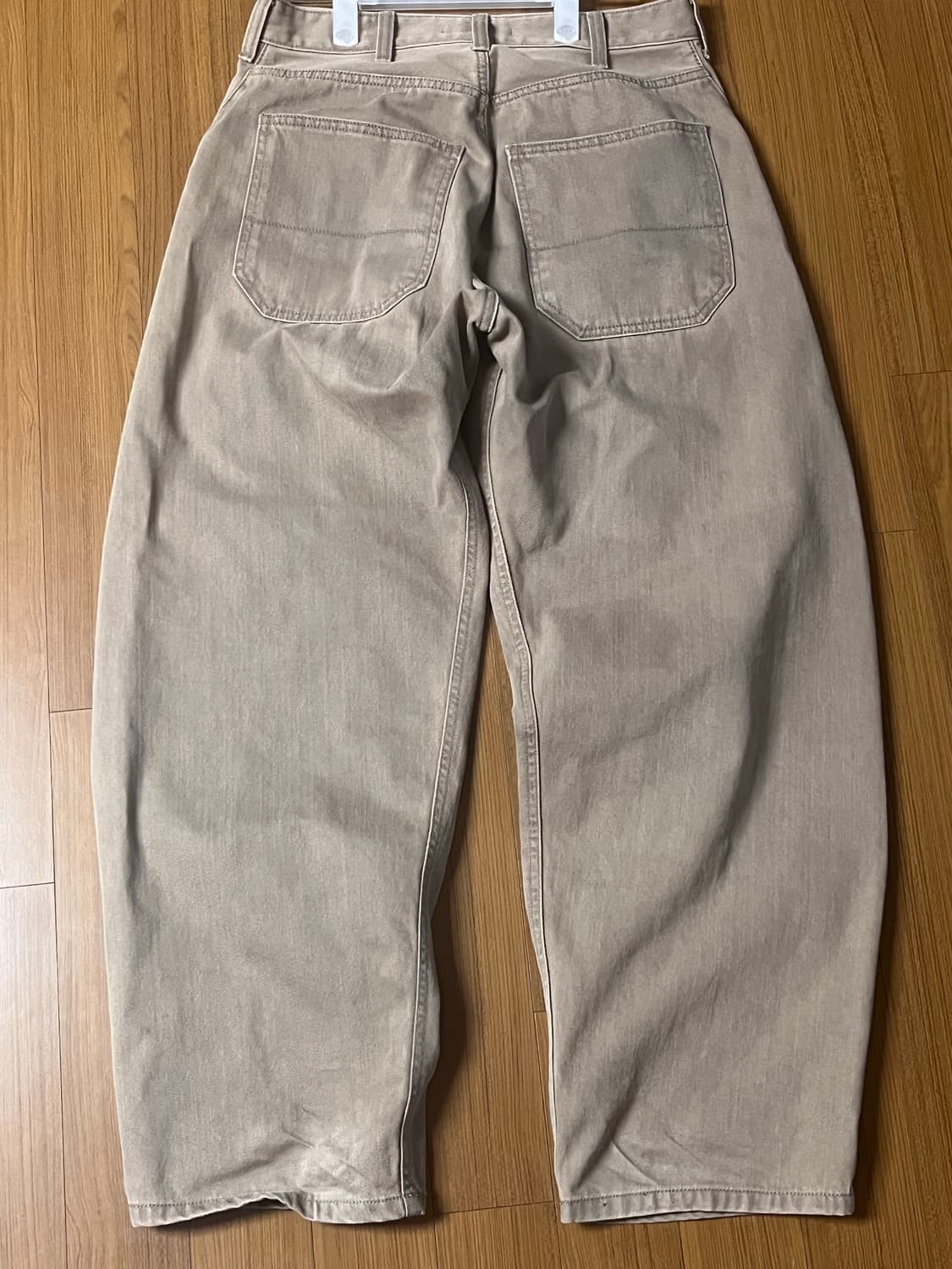 해칭룸 커브드 진 워시드 베이지 [2] 상품이미지3