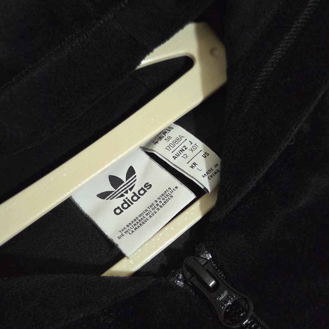 아디다스 벨루어 벨벳 여성 트레이닝 세트 져지 트랙탑 셋업 상품이미지4