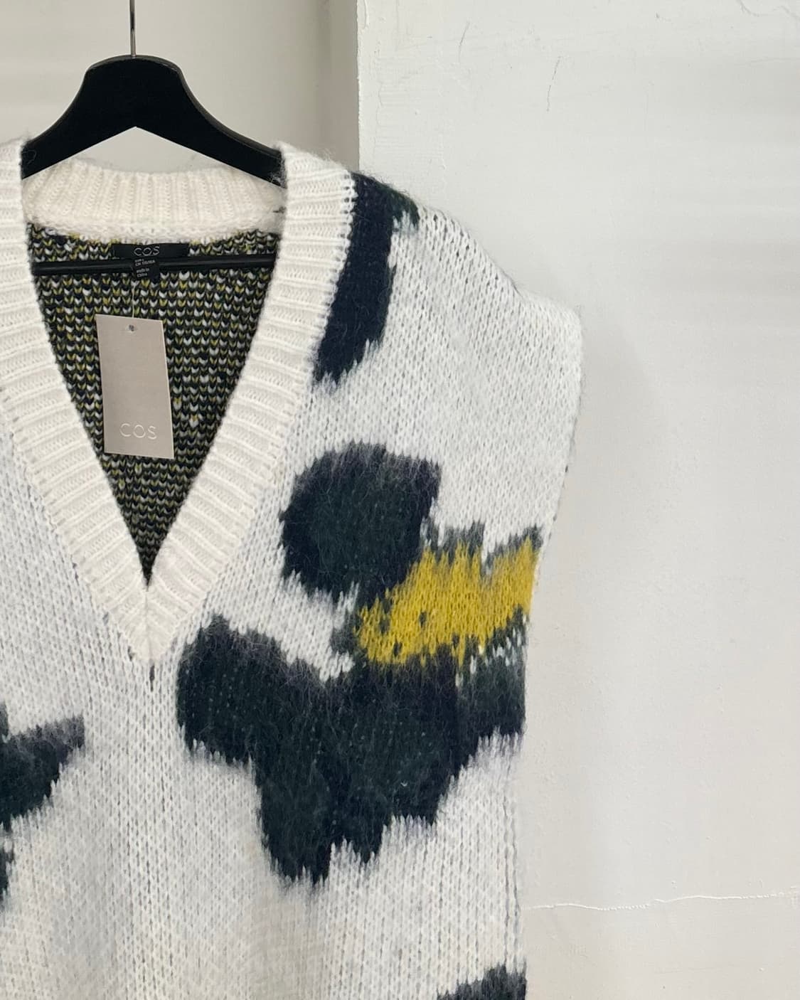 코스 화이트 모헤어 혼방 니트 베스트 상품이미지4