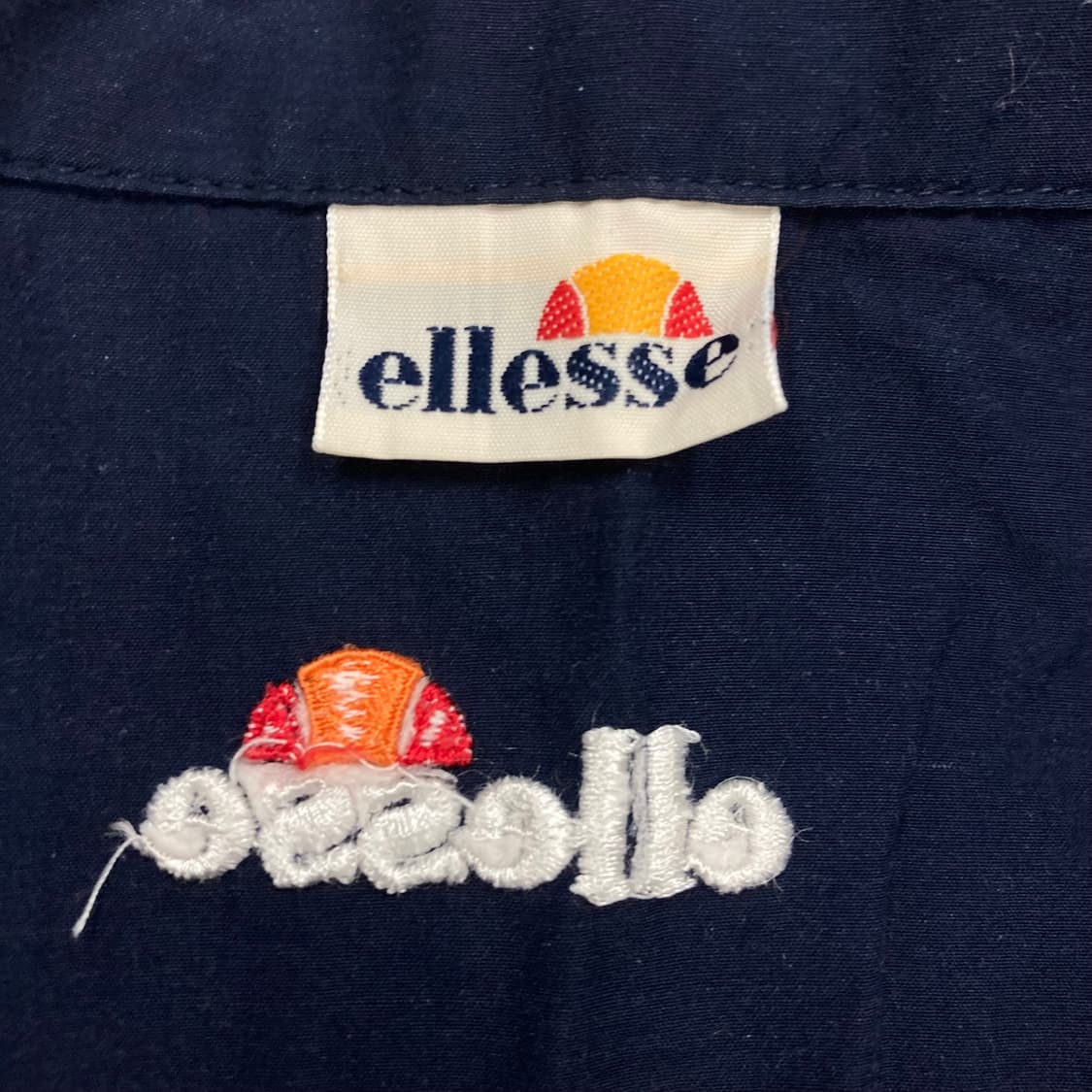 엘레쎄 네이비 컬러 스펠아웃 바람막이 아노락 상품이미지4