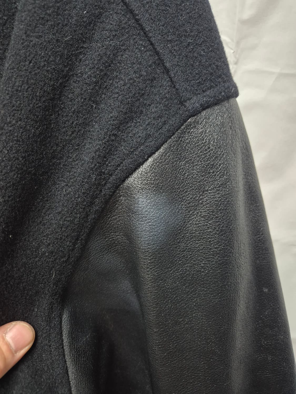 블랙앤 화이트 바시티자켓 상품이미지3