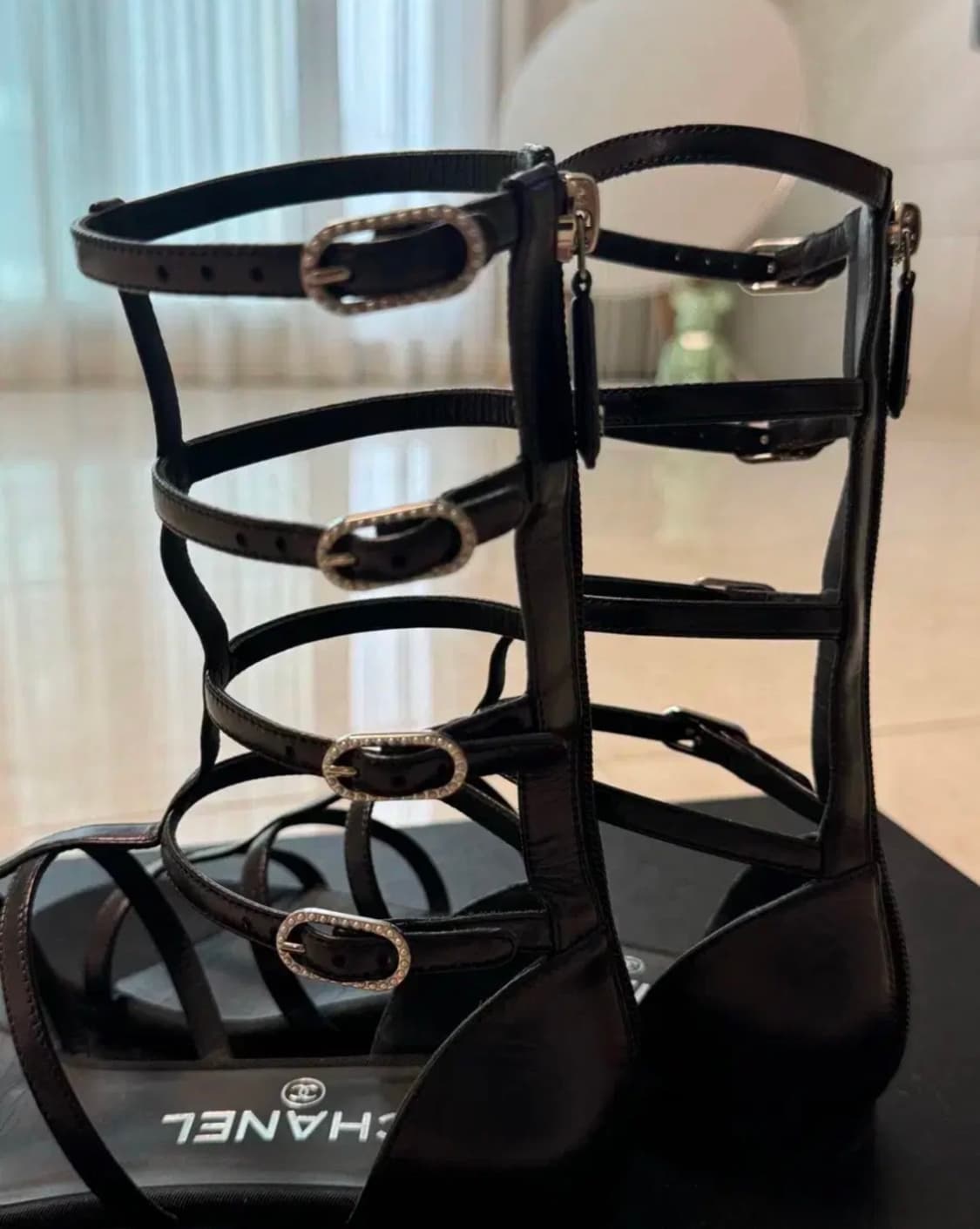 샤넬글레디에이터샌들 상품이미지5