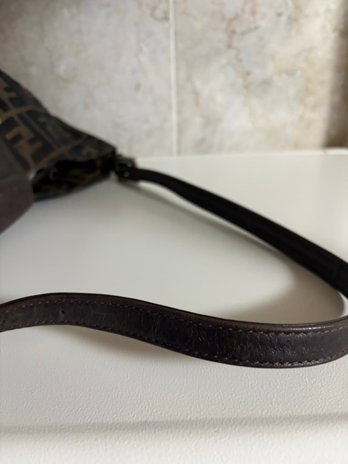 펜디 빅주카 숄더백 상품이미지3