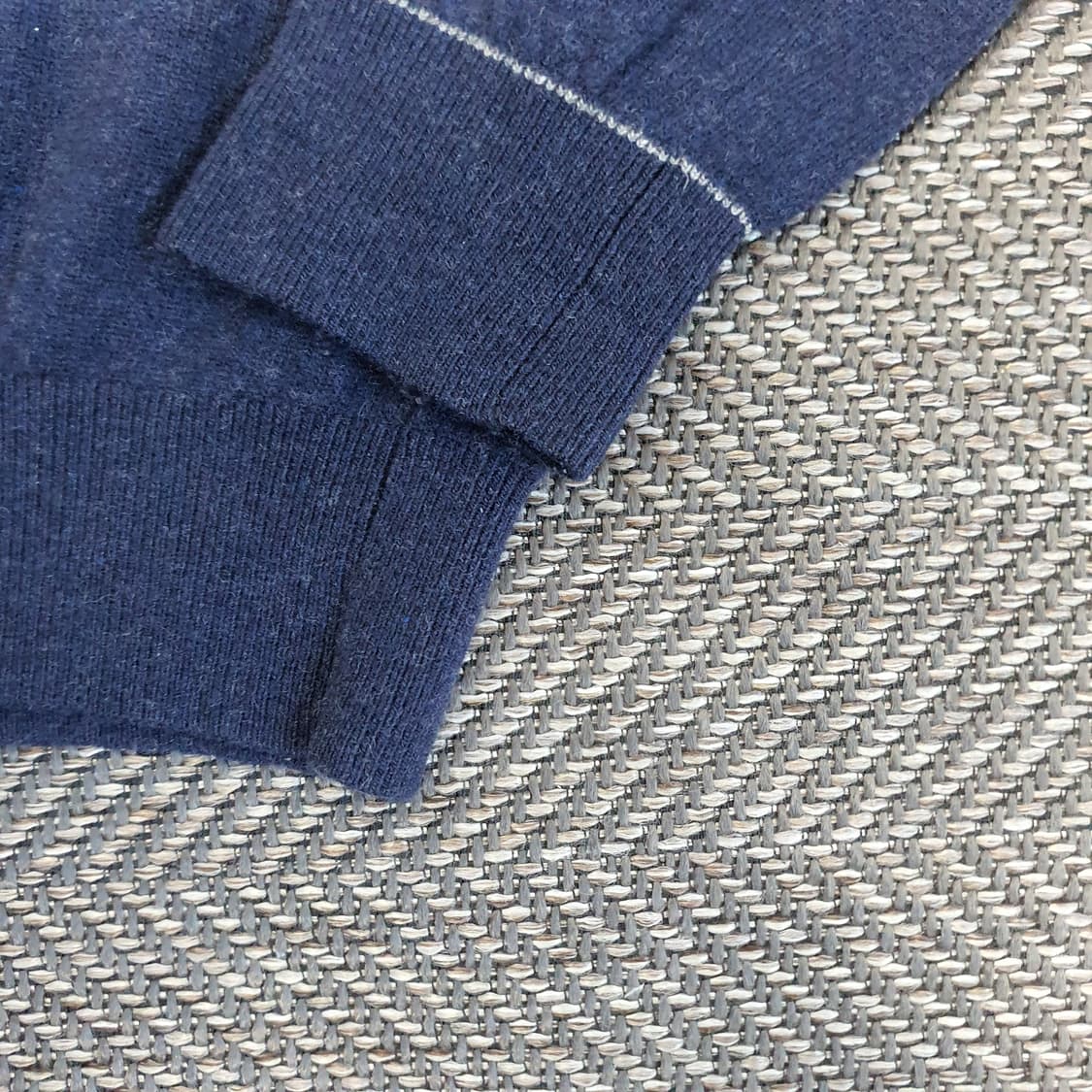 핸리코튼 얇은 긴소매 니트 남자105 상품이미지4