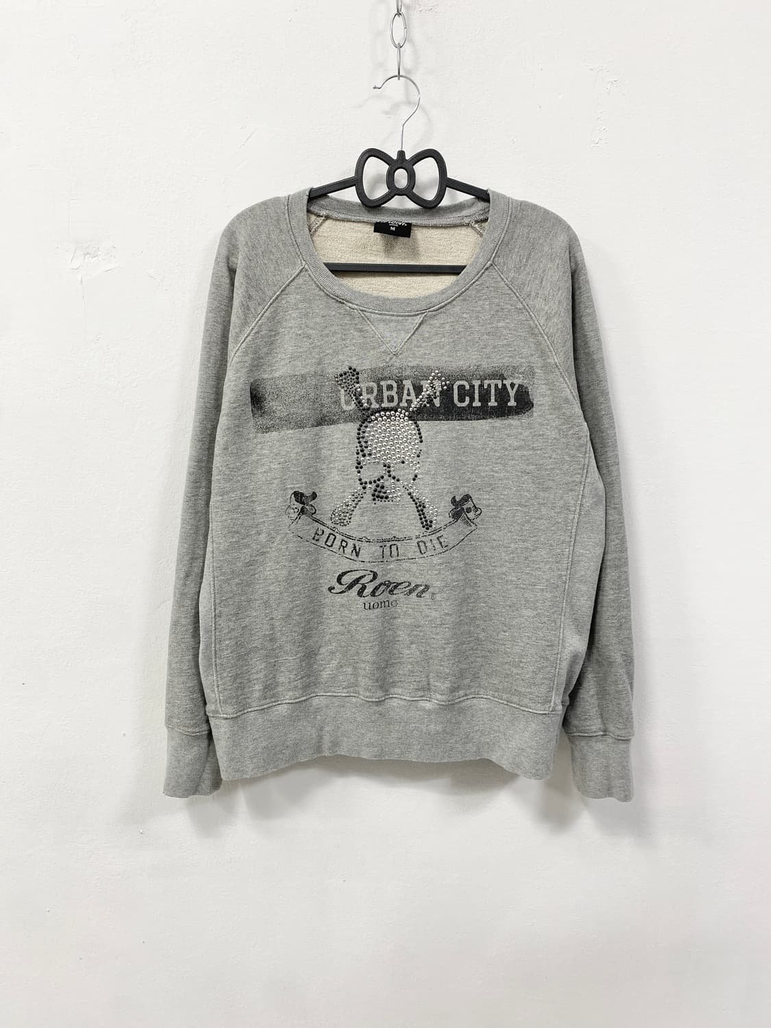 [ROEN] 로엔 스터드 해골 맨투맨 롱슬리브 상품이미지5