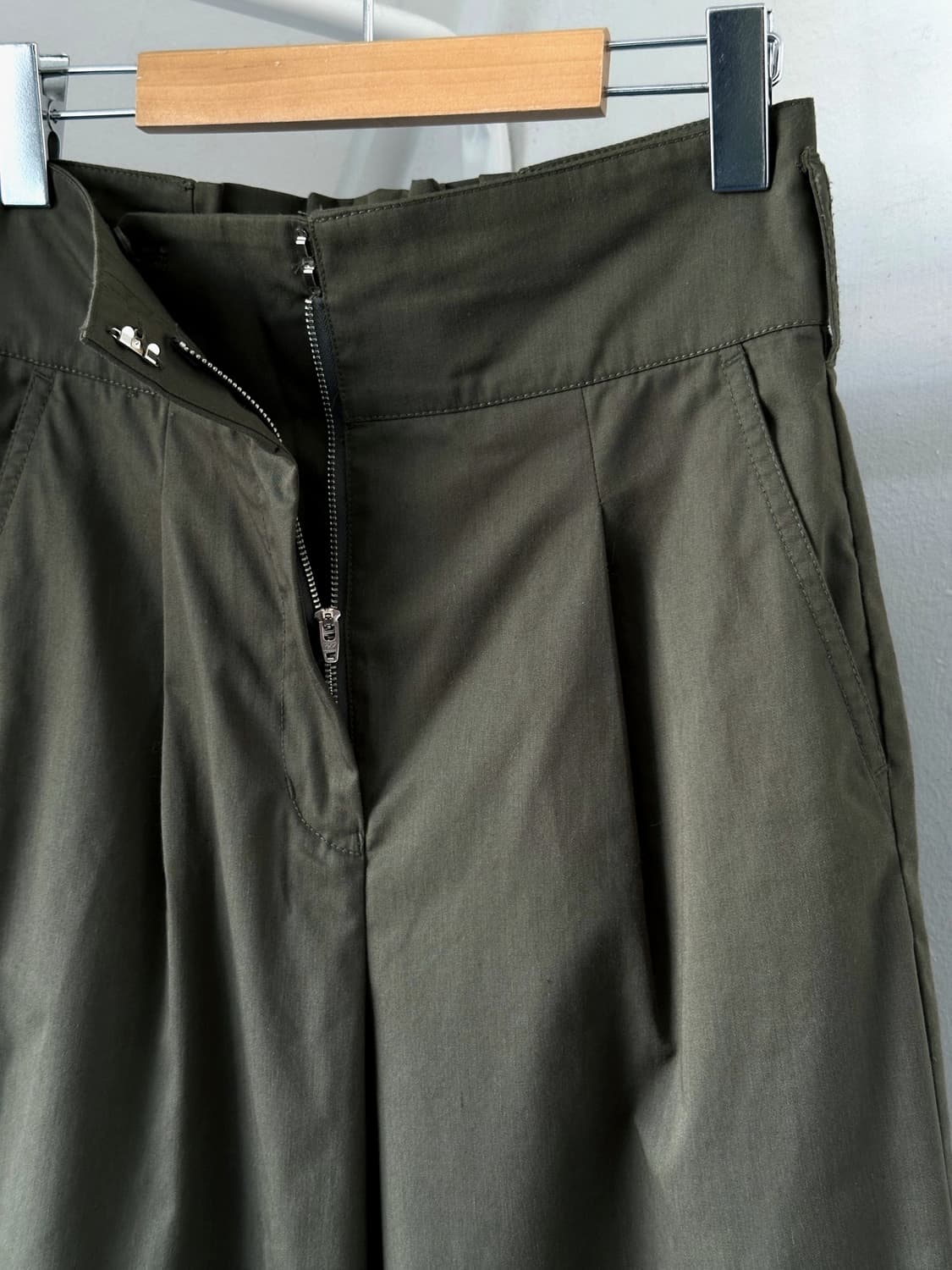 Wide design cotton poly pants 상품이미지3