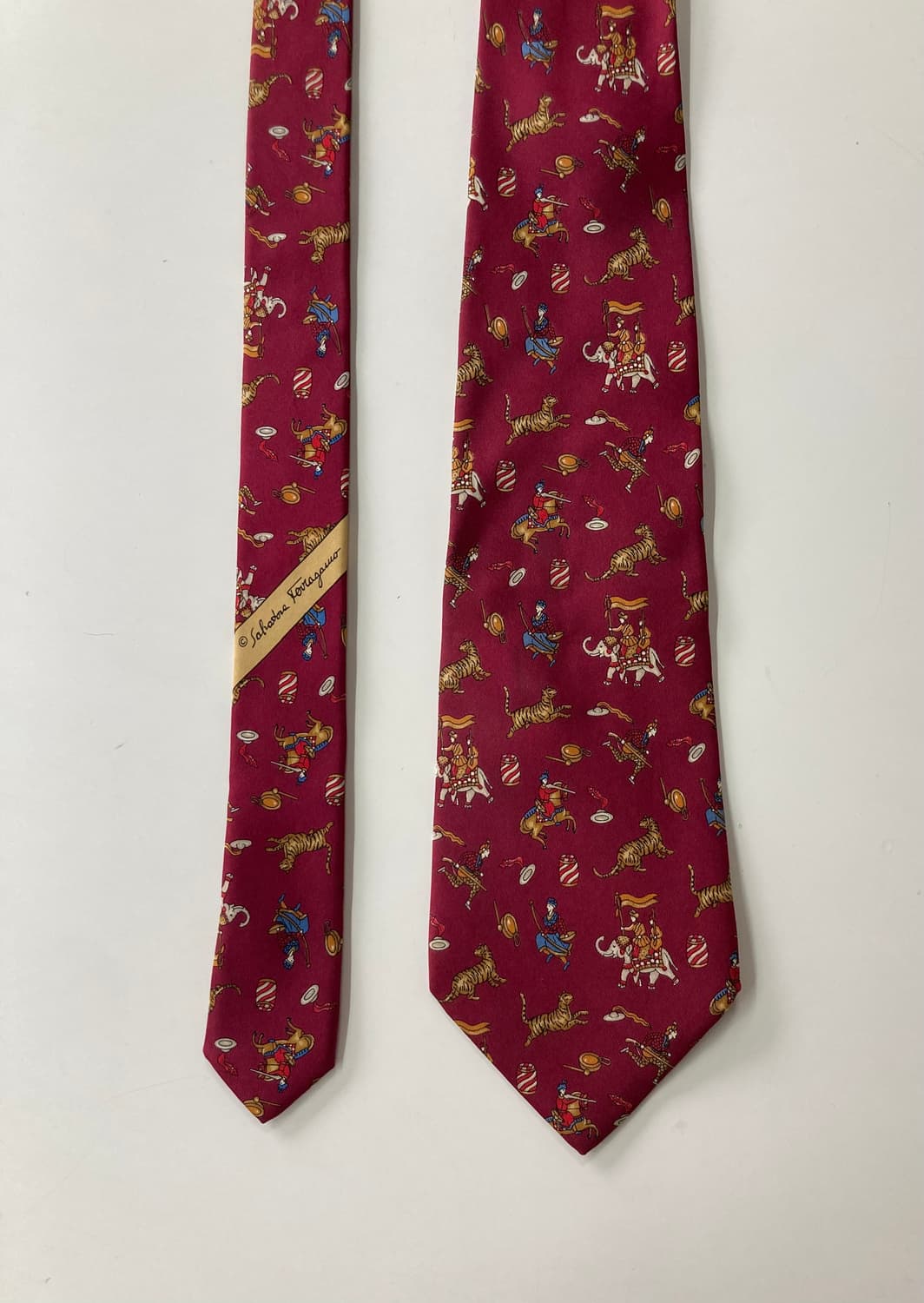 페레가모 넥타이 상품이미지1