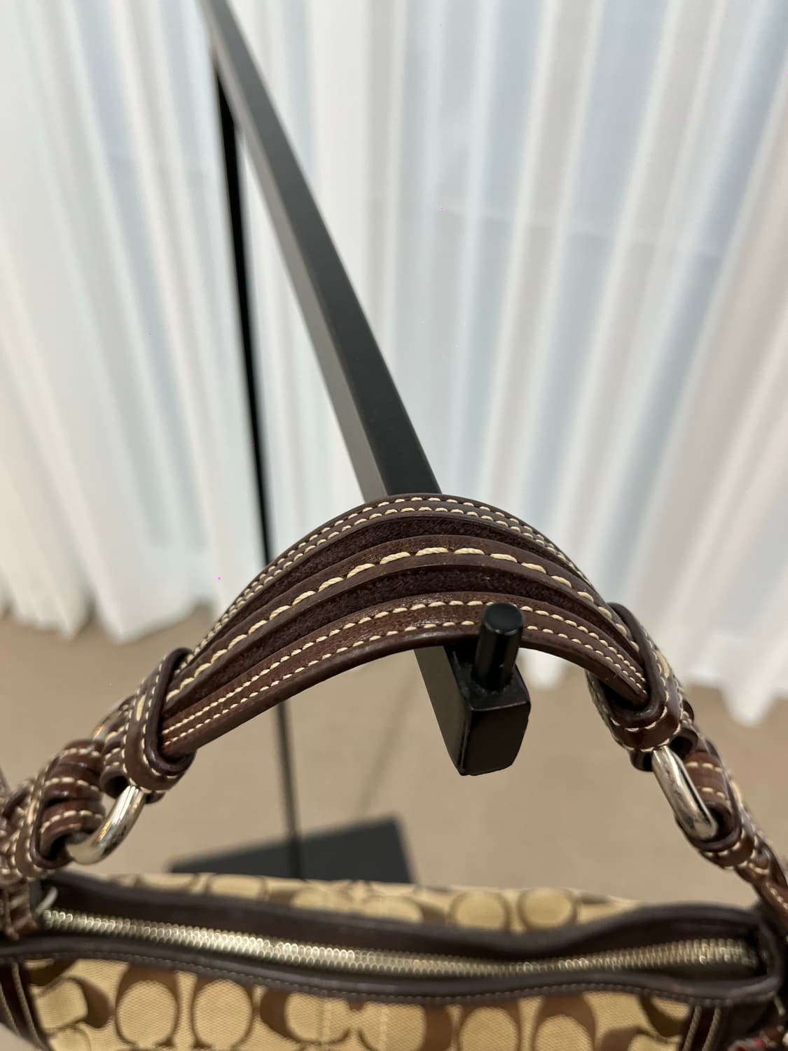 Coach Mini Brown Shoulder Bag 상품이미지5