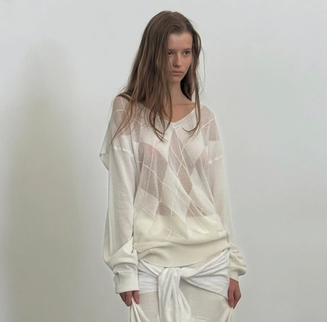 s/e/o 에스이오 시어 아가일 브이넥 니트 상품이미지3